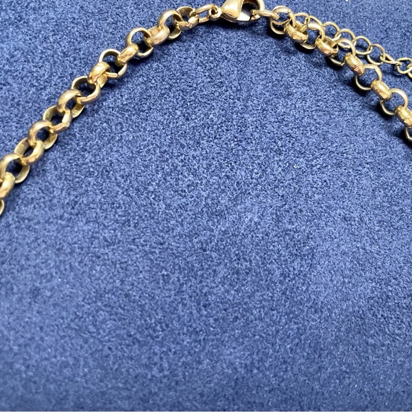 Vintage Green and gold tone statement necklace - Picture 4 of 4